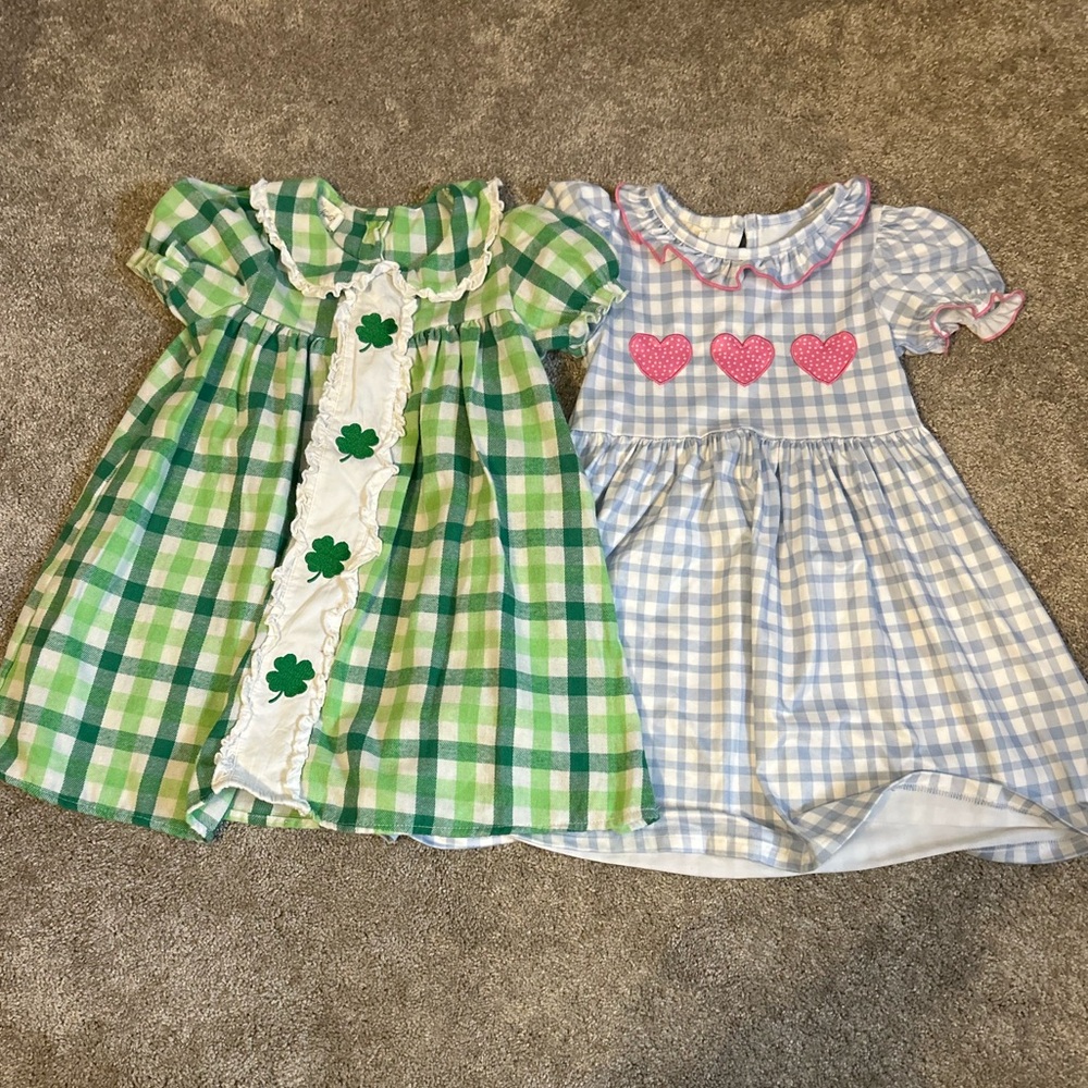 Bundle of Marie Nicole holiday dresses size L (size 4)